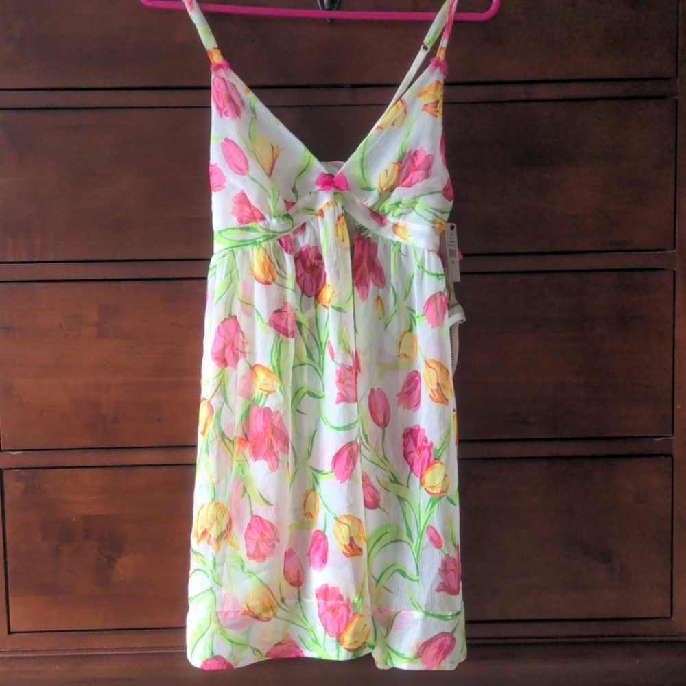 Chiffon flower print lingerie, never worn!